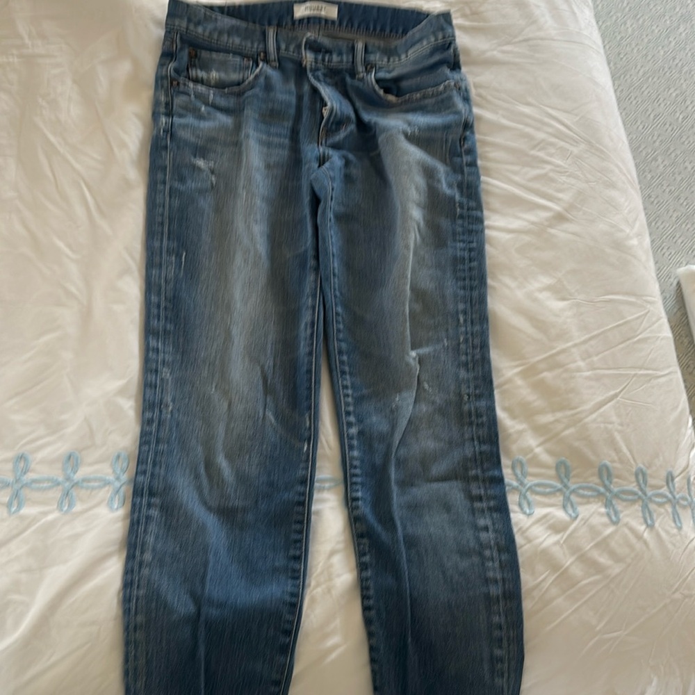 Moussy tapered relaxed distressed size 28